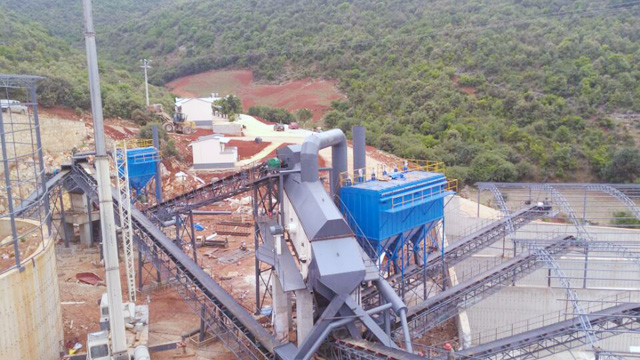 新項目｜云南年產(chǎn)300萬噸石灰石骨料生產(chǎn)線近期順利完成安裝調試