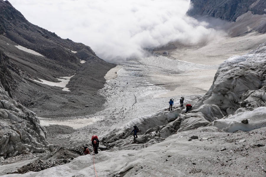驕傲！山美股份歐洲員工勇攀歐洲第一峰-厄爾布魯士峰