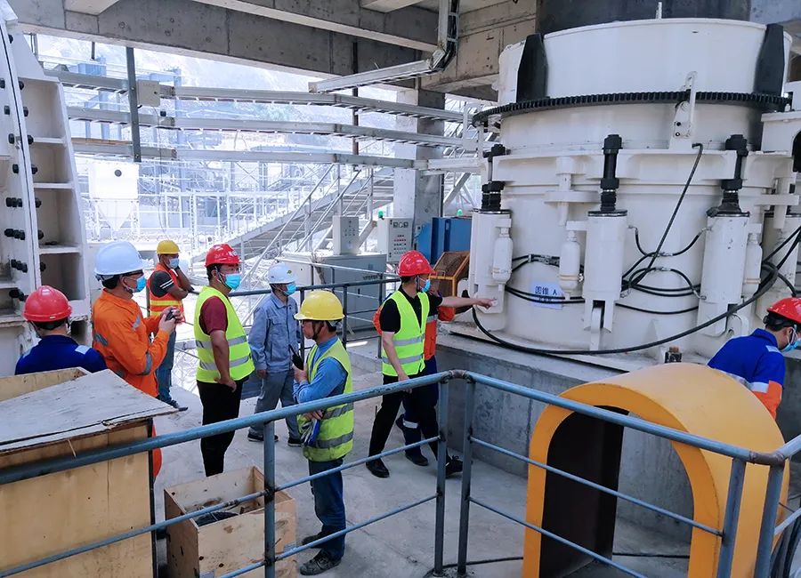 SMS系列多缸液壓圓錐破碎機(jī)，精品骨料生產(chǎn)線的理想選擇