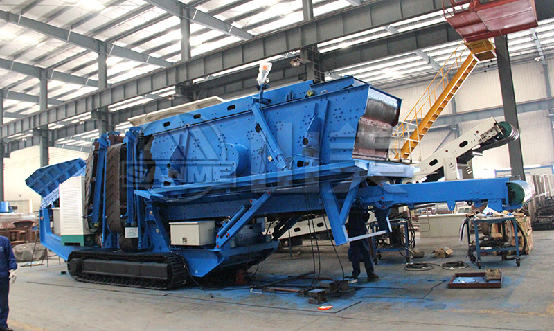 履帶式移動破碎機對比輪胎式移動破碎機有什么優(yōu)勢？