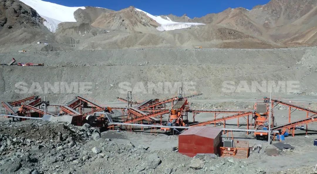 時產(chǎn)值近600萬！山美移動式破碎篩分一體站助力江蘇高碳鉻鐵礦破碎項目建設(shè)