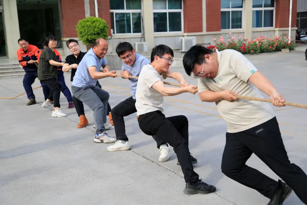 上海山美股份2025春季運動會火熱啟幕！拔河、籃球預(yù)賽燃情開戰(zhàn)